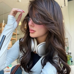 user-avatar