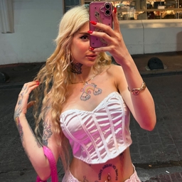user-avatar